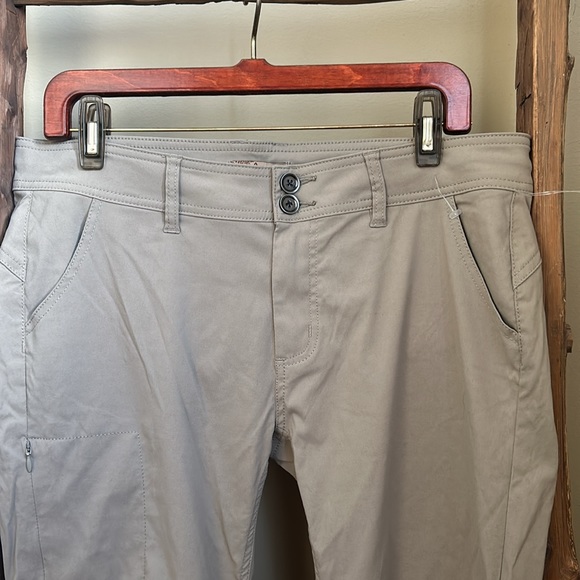 NWOT Prana Halle Pants Convertible Utility Pant Size 12 - Picture 4 of 14